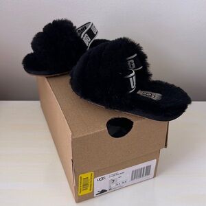Ugg Toddler Fluff Yeah black slide size 7